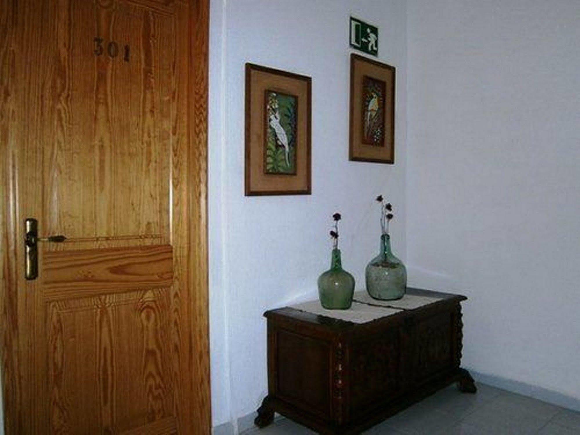 פורט ד'אלקודיה Hostal Vista Alegre מראה חיצוני תמונה